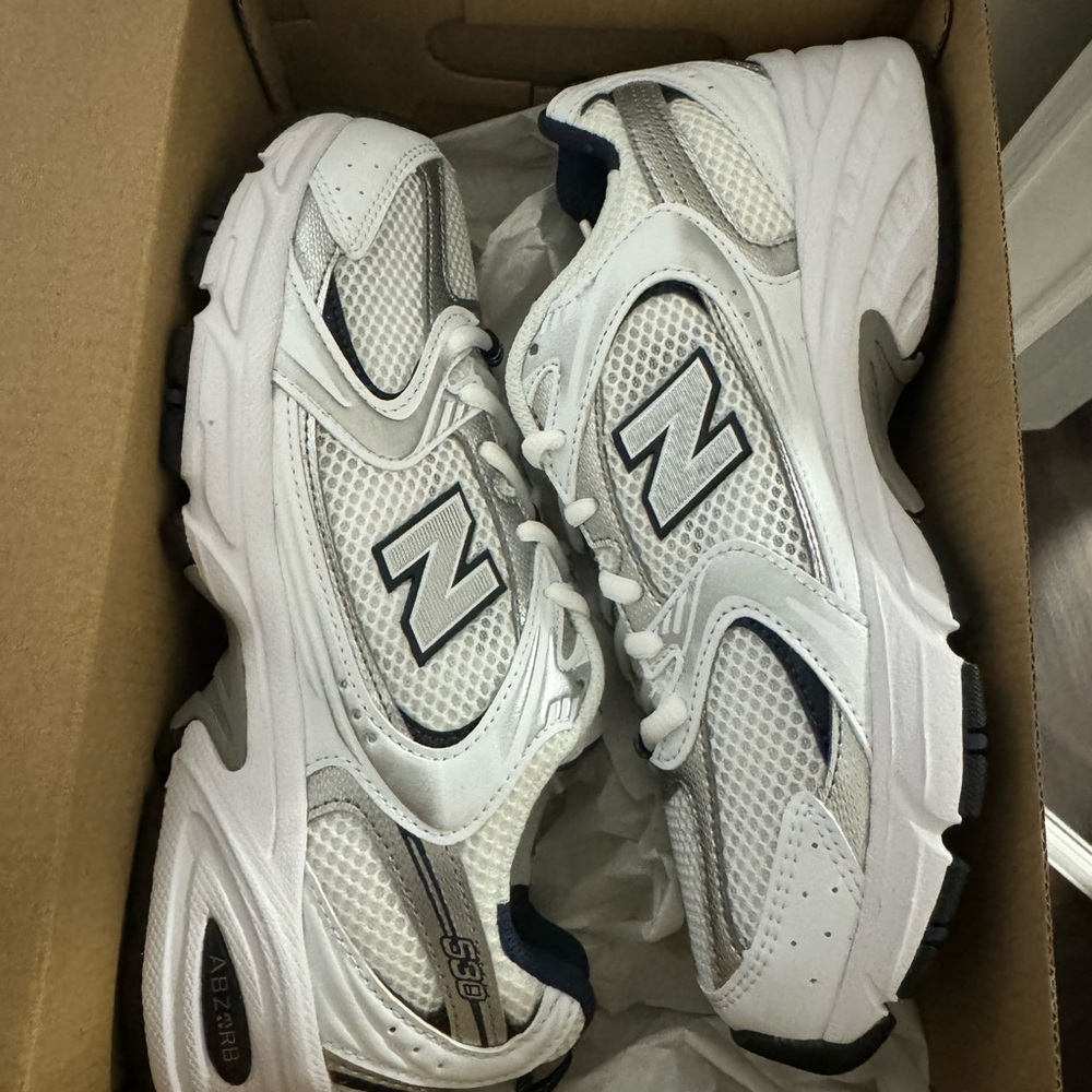 New Balance Unisex 530 Sneakers